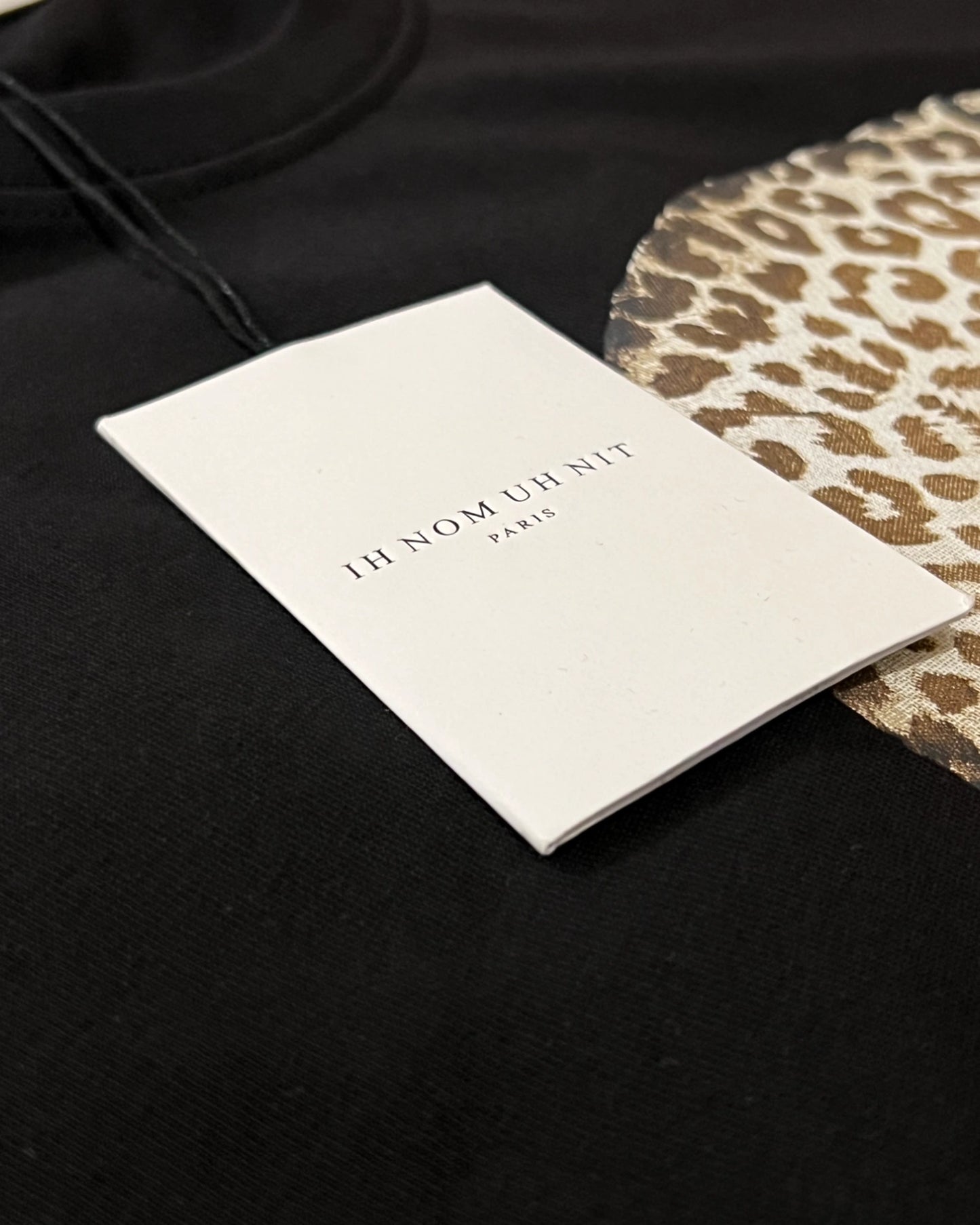 IH NOM UH NIT - Leopard Mask T-shirt - Black