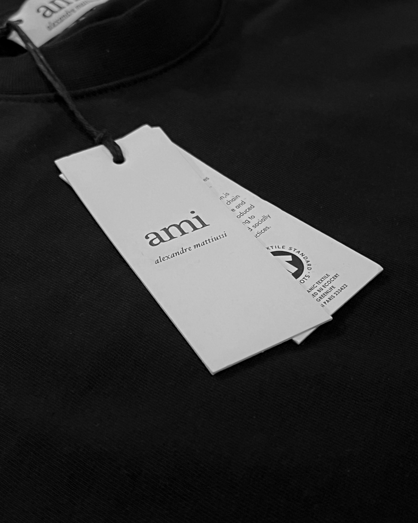 AMI - Red Logo Embroidery T-Shirt - Black