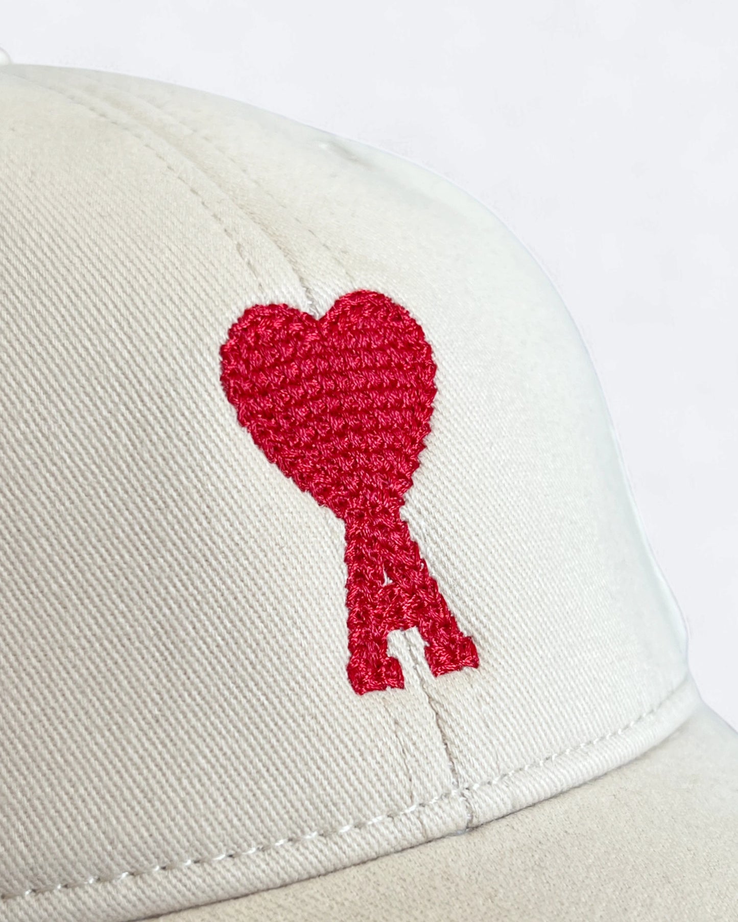 AMI - Logo Embroidery Cap - Cream