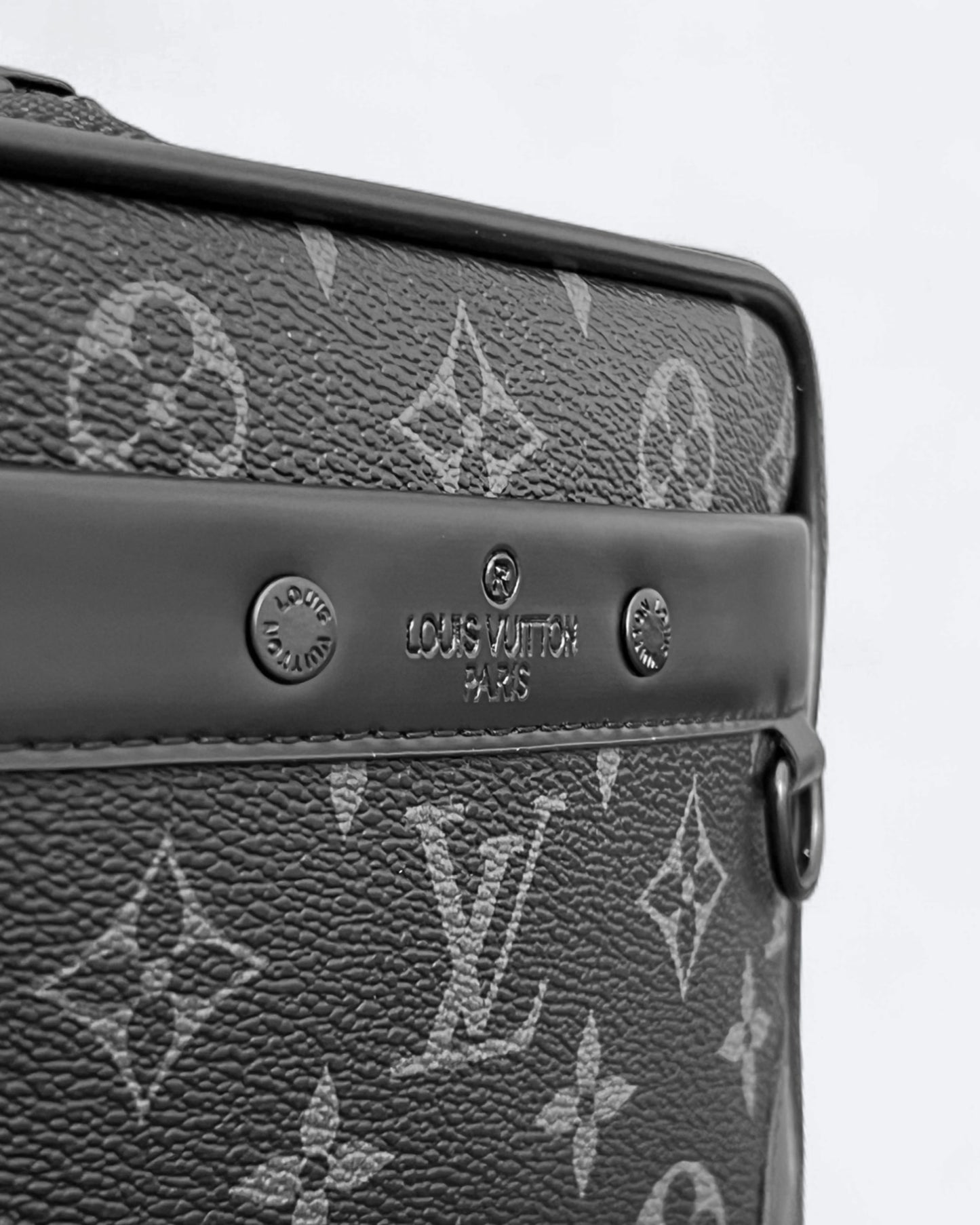 Louis Vuitton - Alpha Crossbody Bag - Black