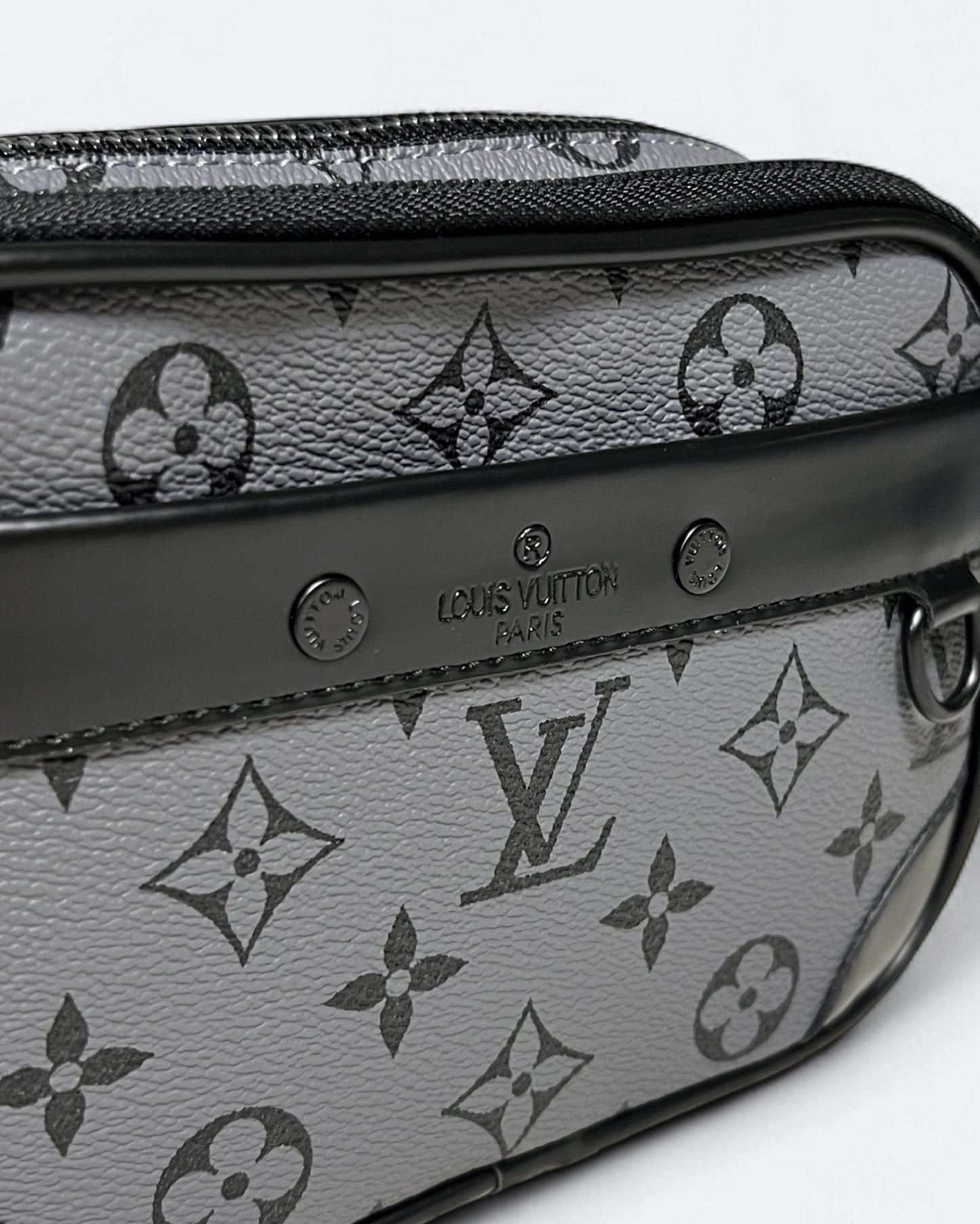 LVTN - Alpha Crossbody Bag - Gray