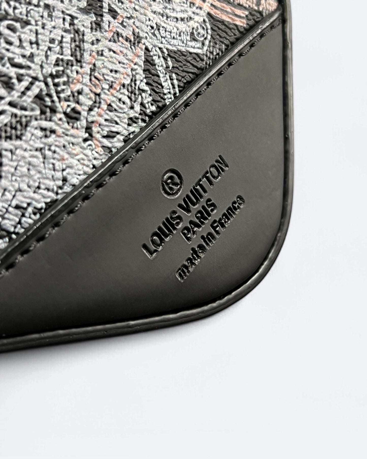 Louis Vuitton - Animal Passport Stamps Damier Trio Bags - Black