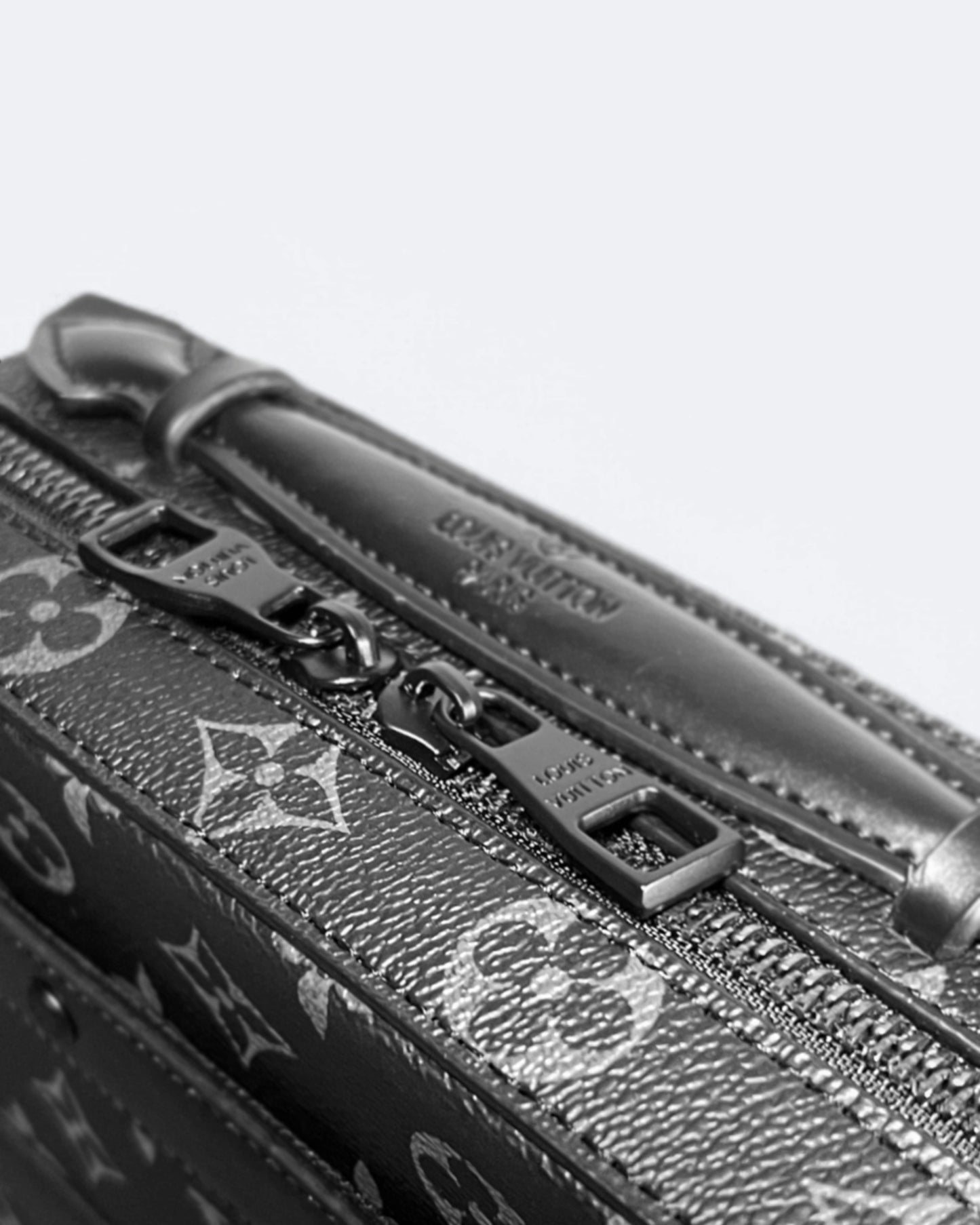 Louis Vuitton - LV Trunk Bag - Black