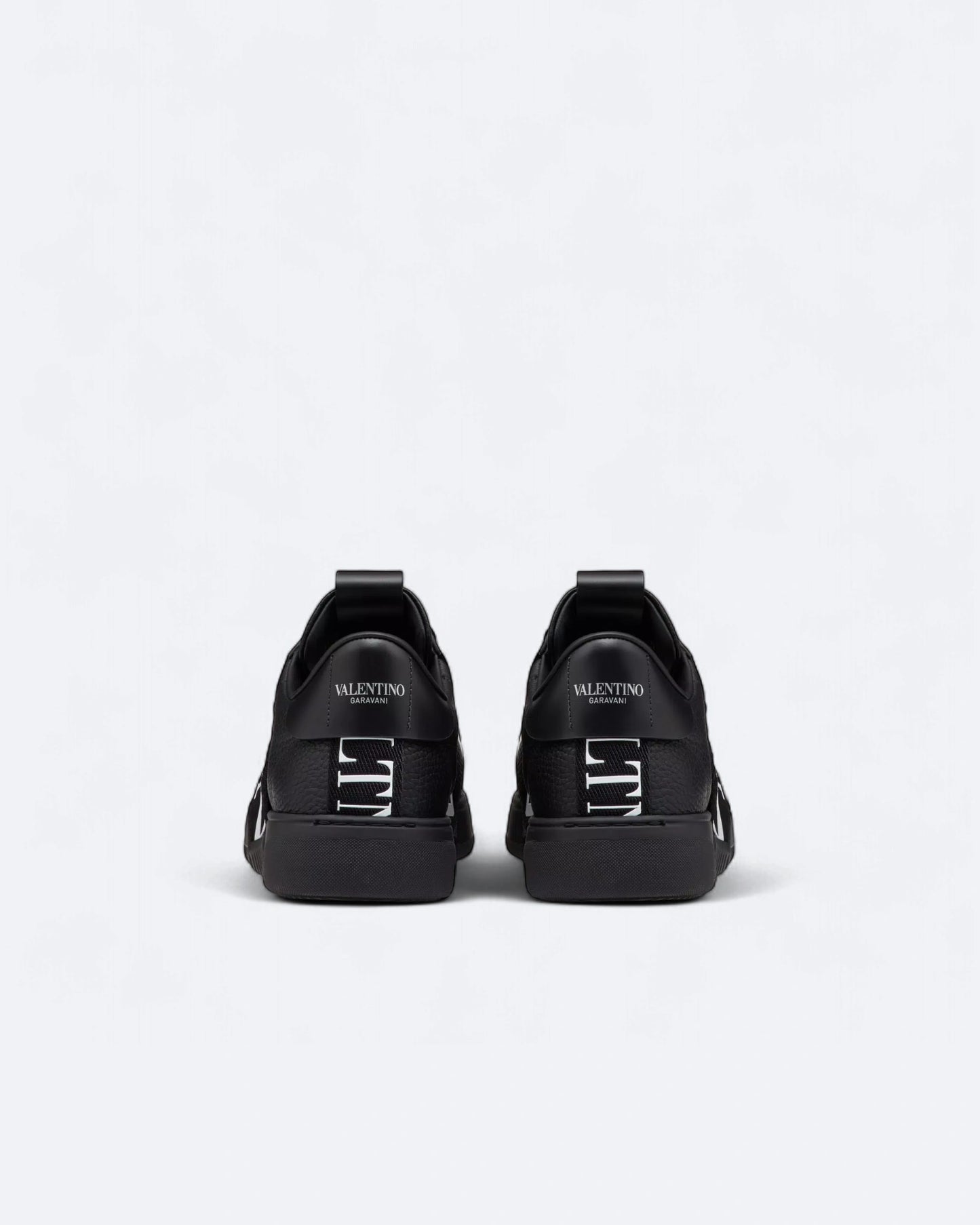 Valentino - Low-Top Calfskin Vl7N Sneakers - Black