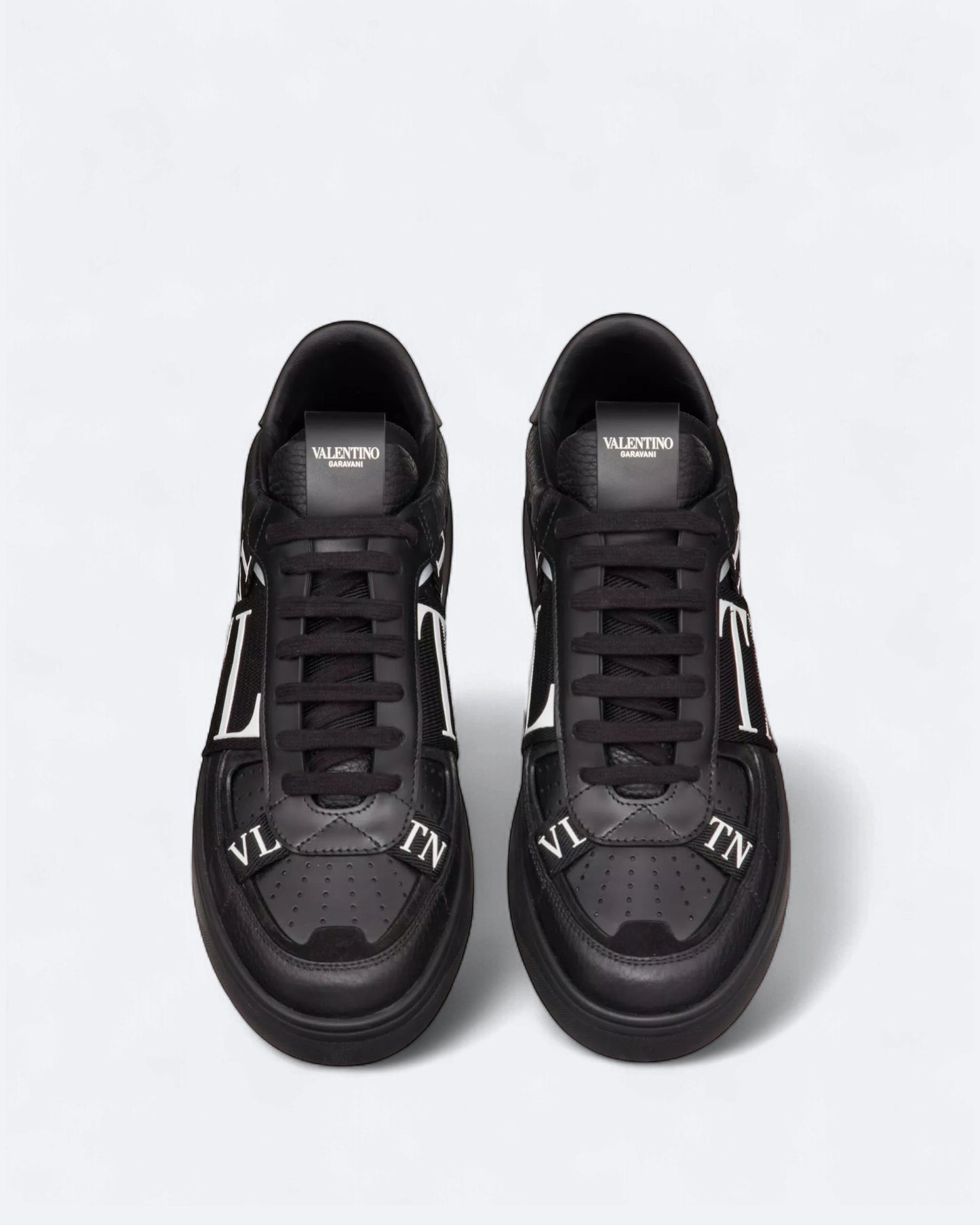 Valentino - Low-Top Calfskin Vl7N Sneakers - Black