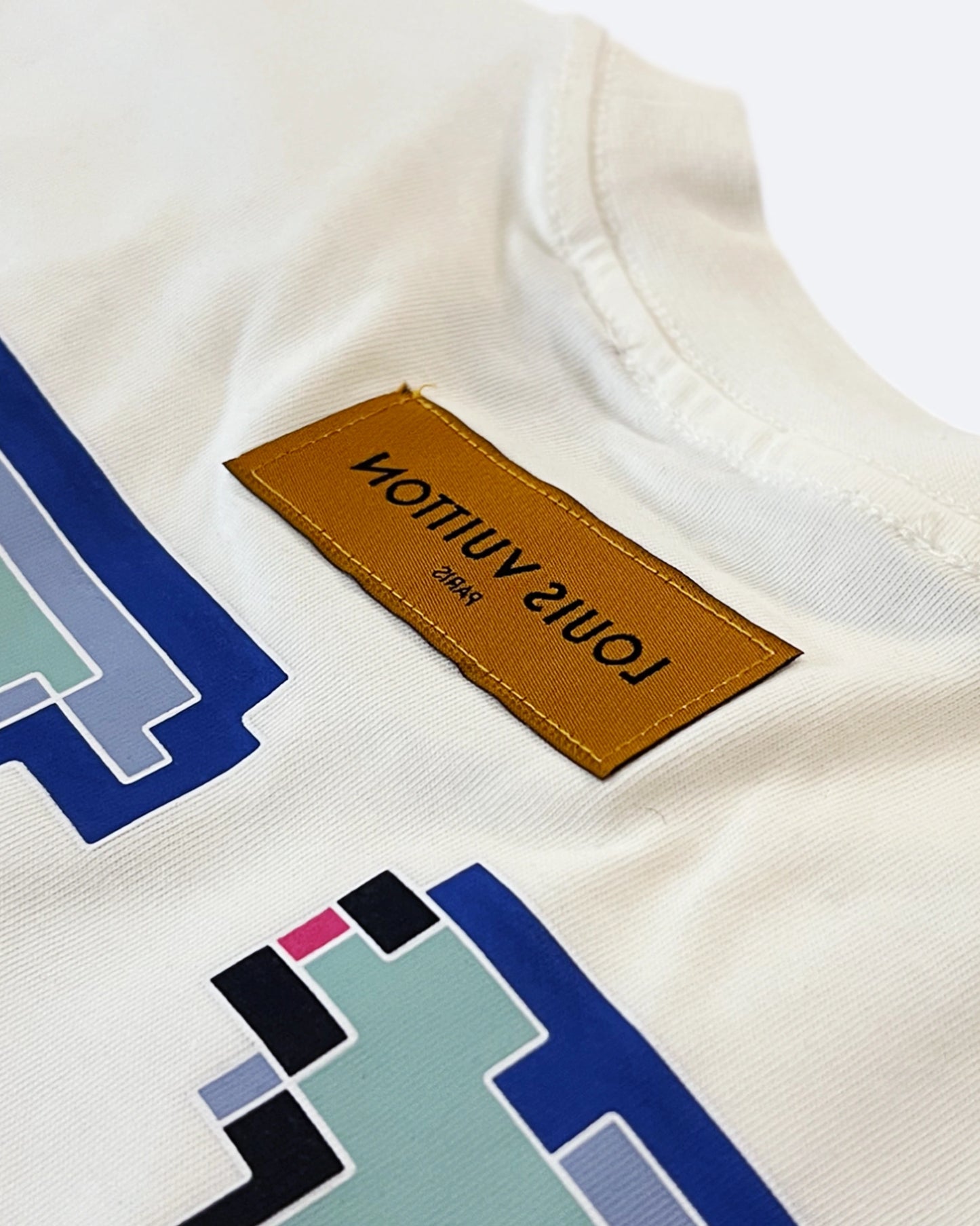 Louis Vuitton - Pixel V Logo T-Shirt - White
