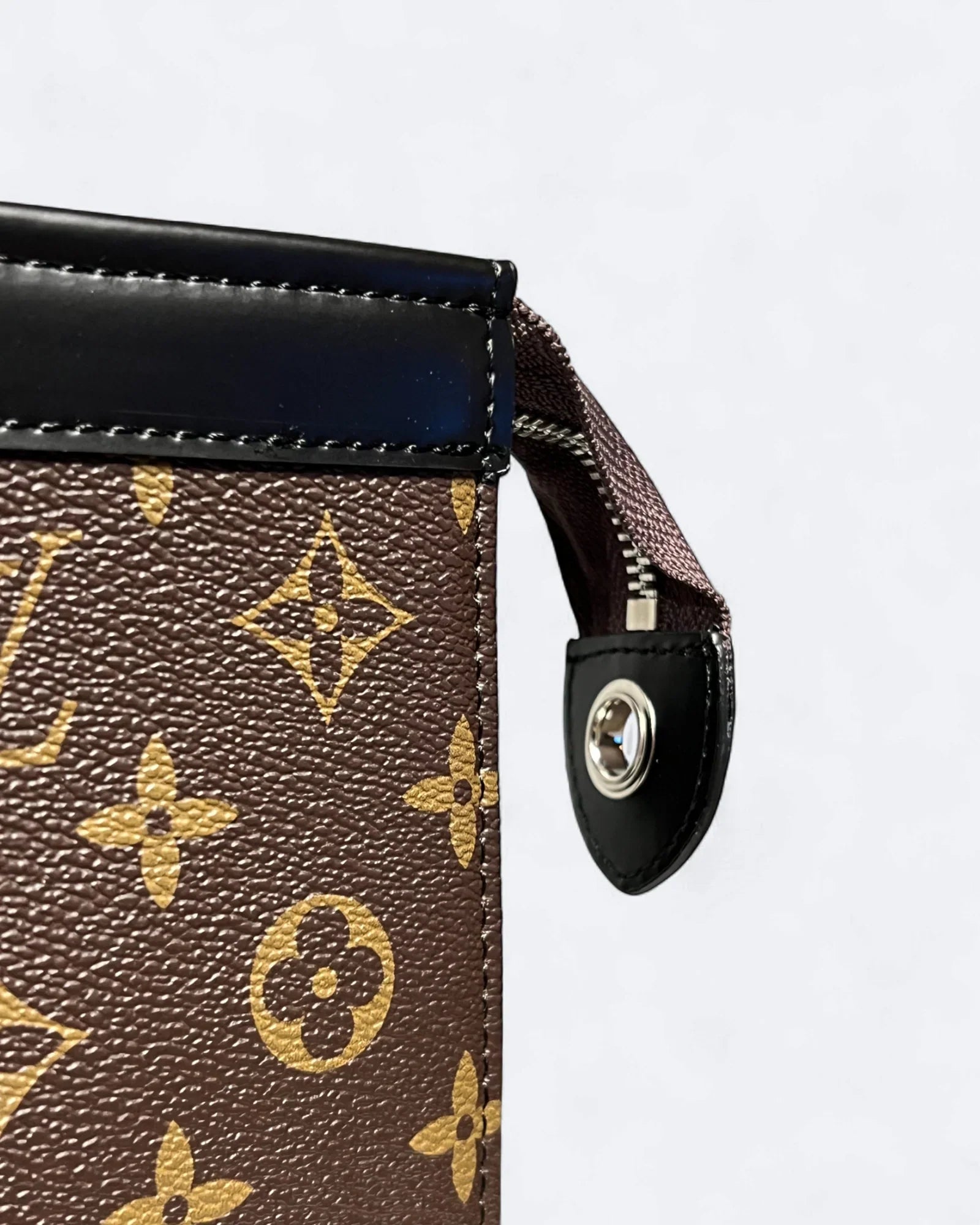 LVTN - Pattern Clutch - Brown