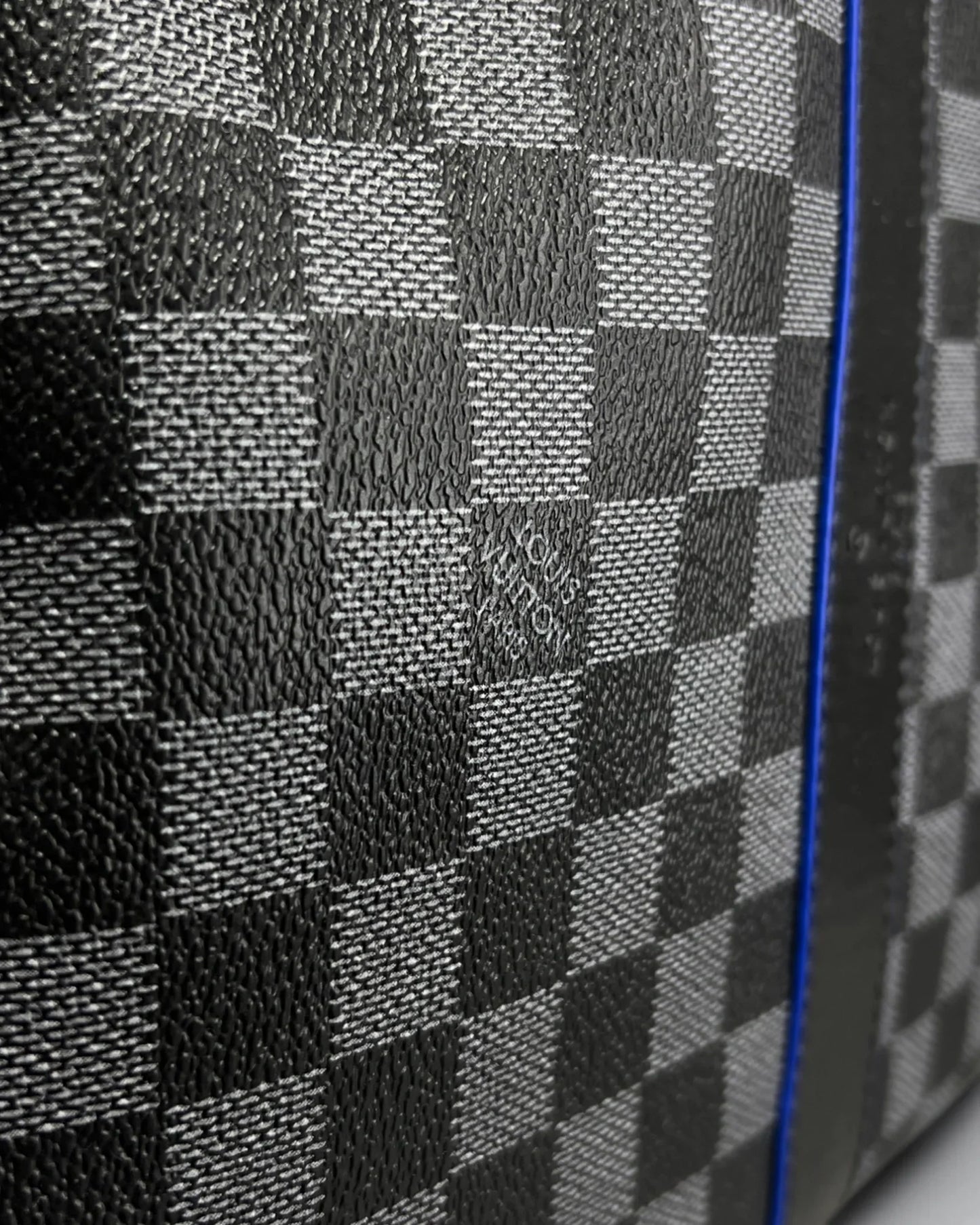 Louis Vuitton - Damier Duffle Bag - Black