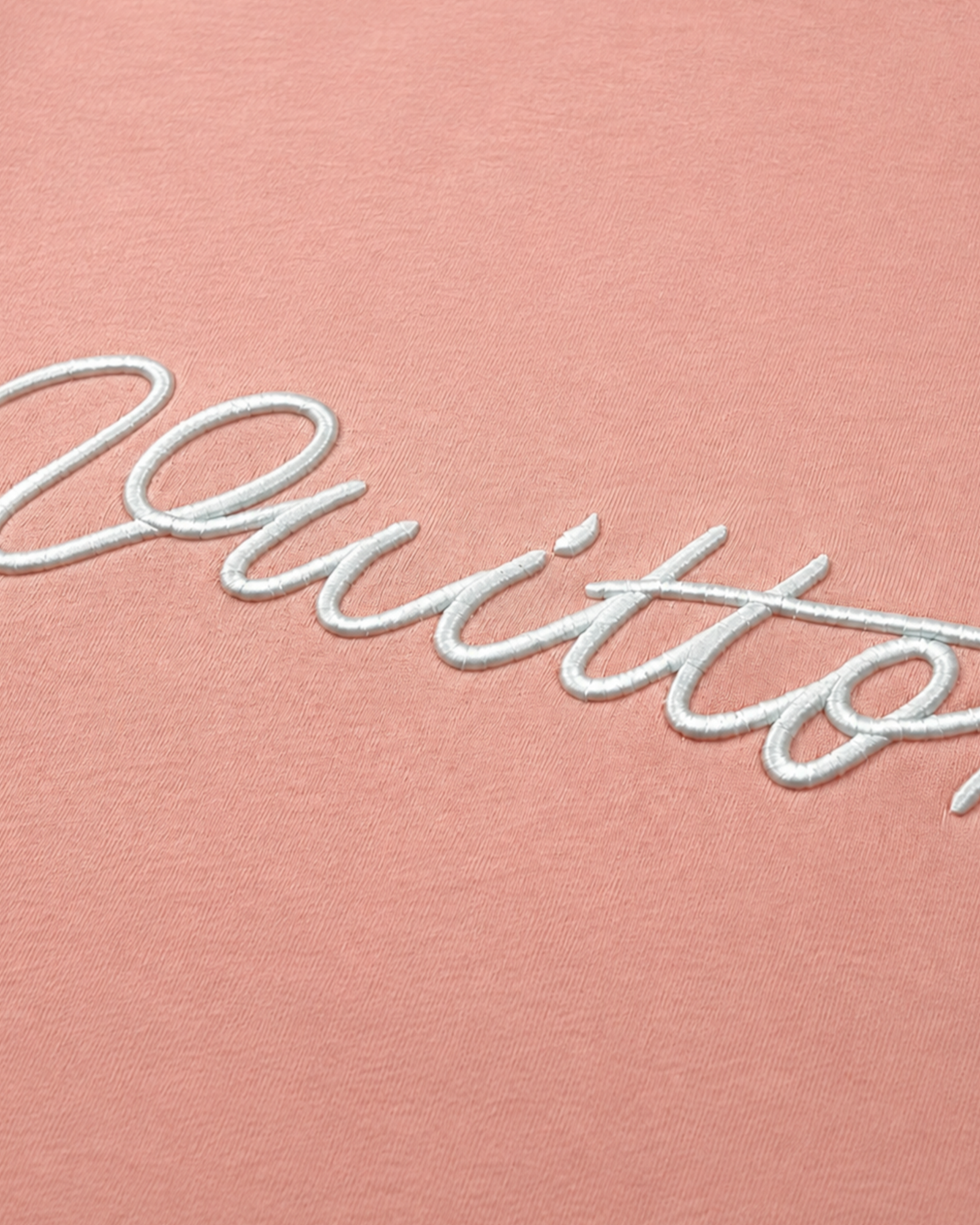 LVTN - Signature Logo Embroidery T-Shirt - Pink