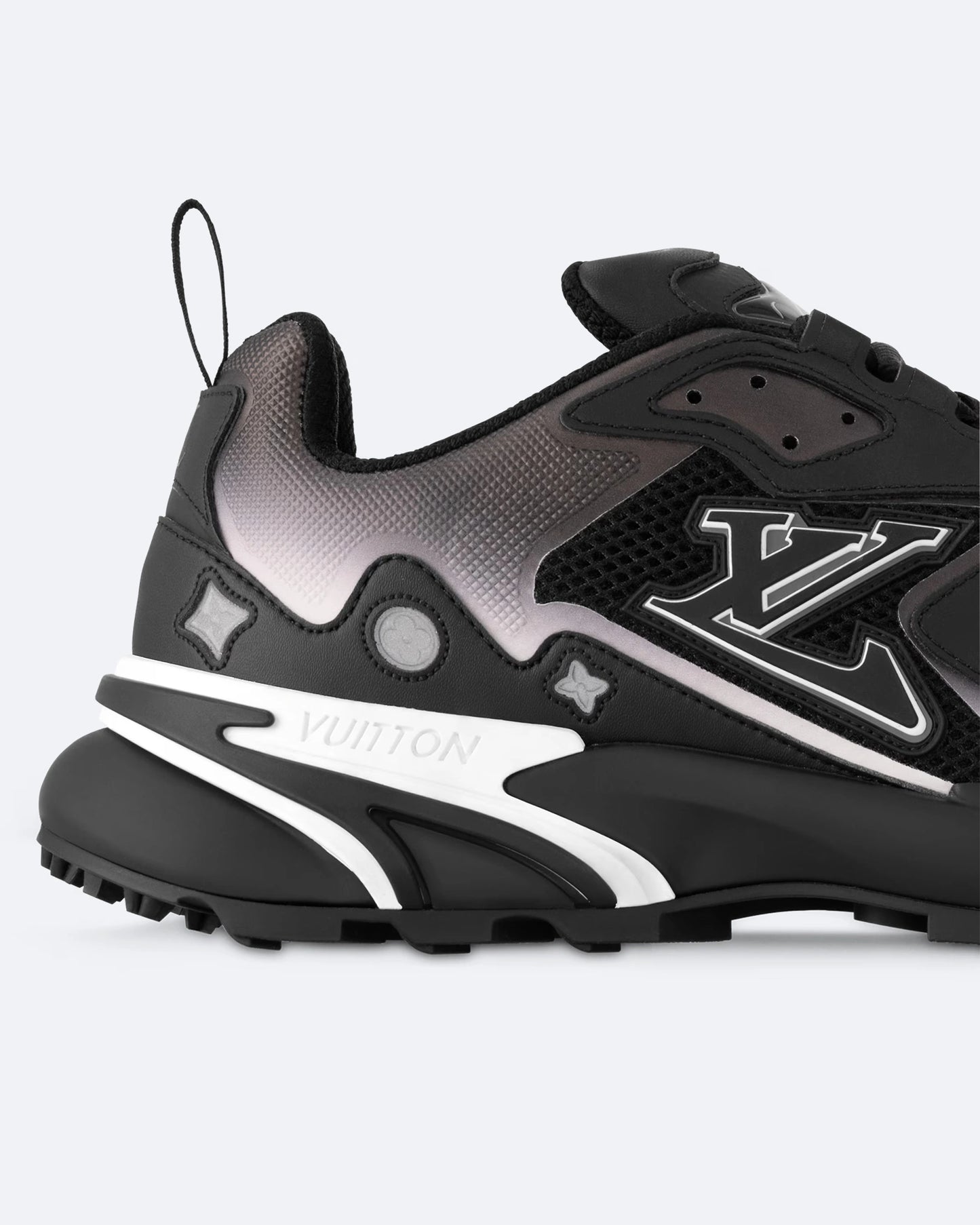 Louis Vuitton - LV Runner Tatic Sneakers - Black/White